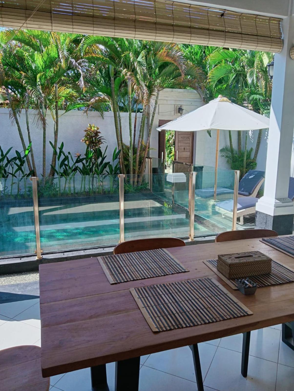 Glisten Up Villa Beach Side Sanur! ภายนอก รูปภาพ